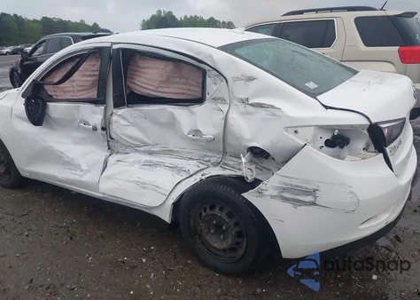 2020 Toyota Yaris L z USA, uszkodzony, nr VIN 3MYDLBYVXLY710930